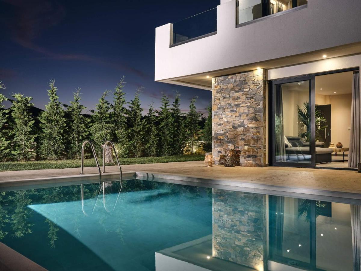 Errikos Family Villa *